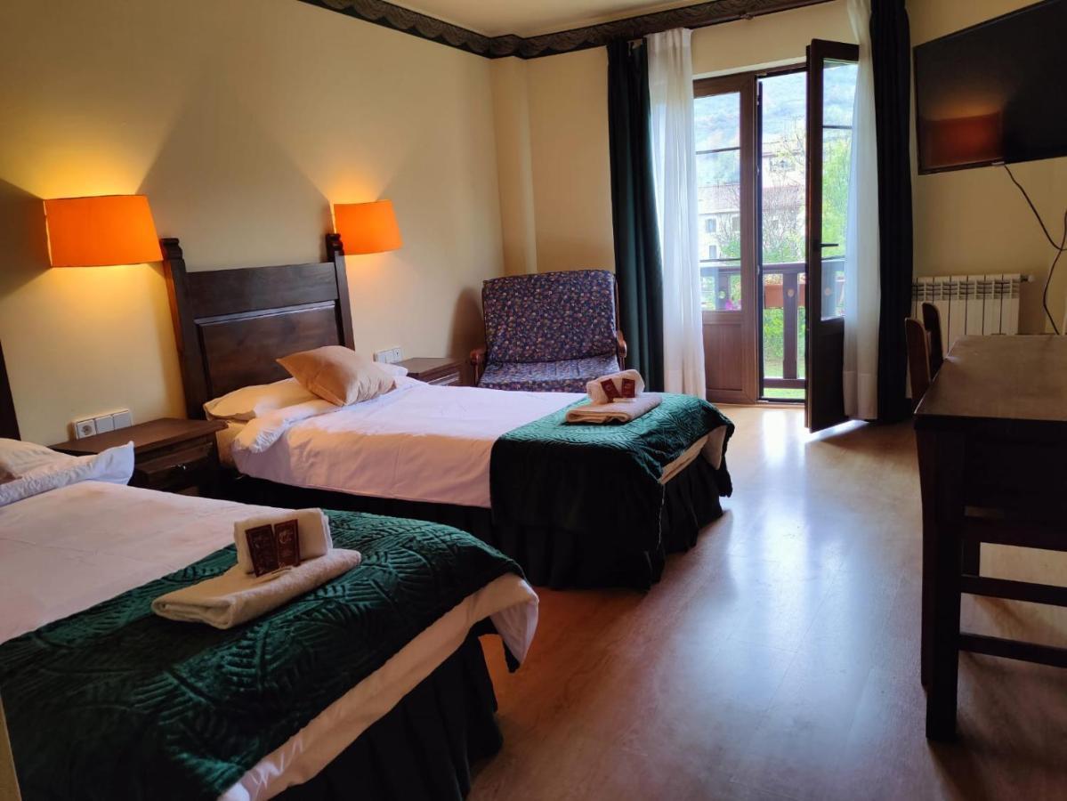 Hotel Cumbres De Valdeon Posada De Valdeon Camera foto